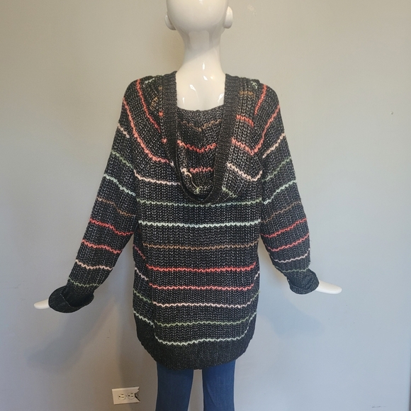 Torrid Chunky Pullover Hooded Raglan Sweater, BNWT, Size 1X - Picture 4 of 8